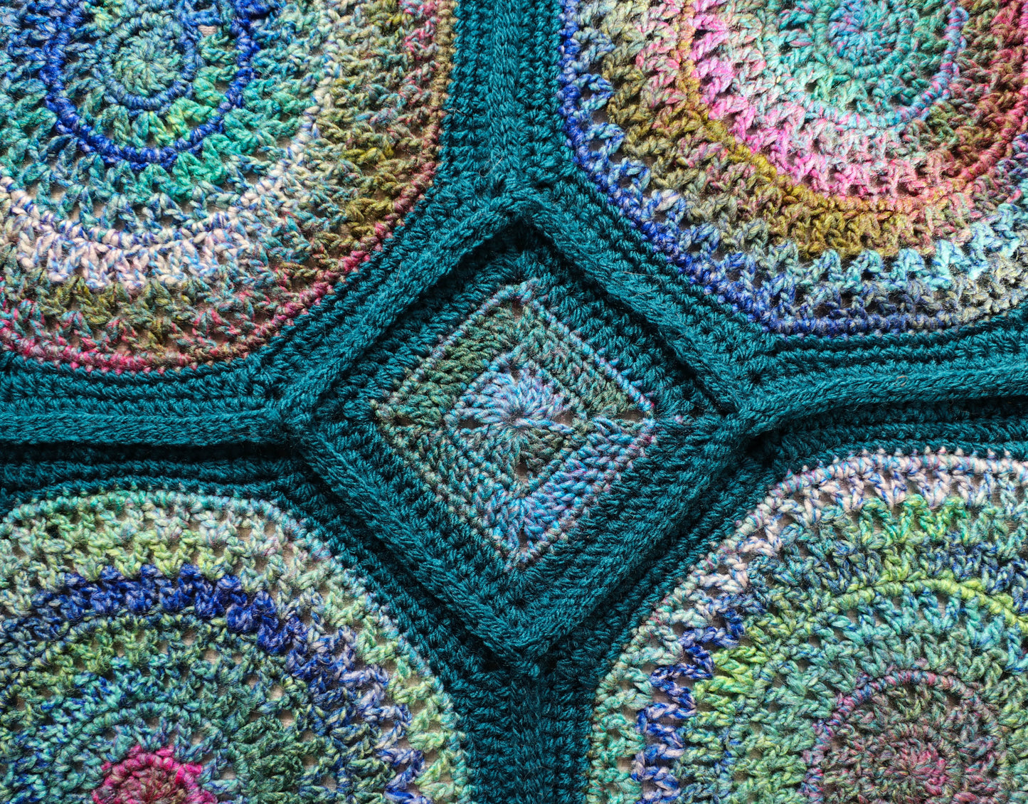 Lisbon Tiles blanket