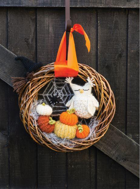 Crocheted Wreaths for the Home - Moochka