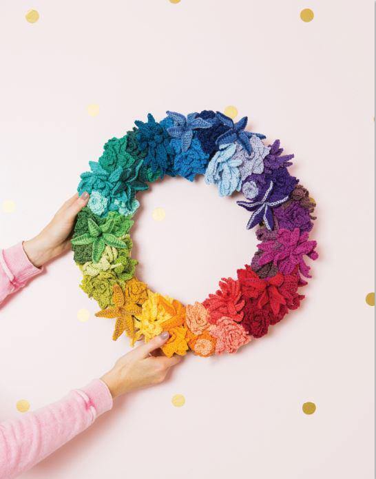 Crocheted Wreaths for the Home - Moochka